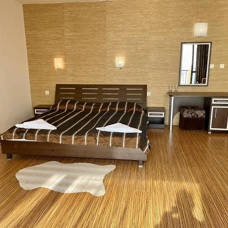 Hotel At The American's Pomorie